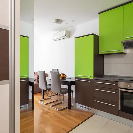 Apartment Oasis Split