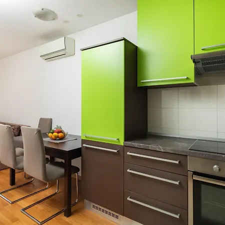 Apartment Oasis